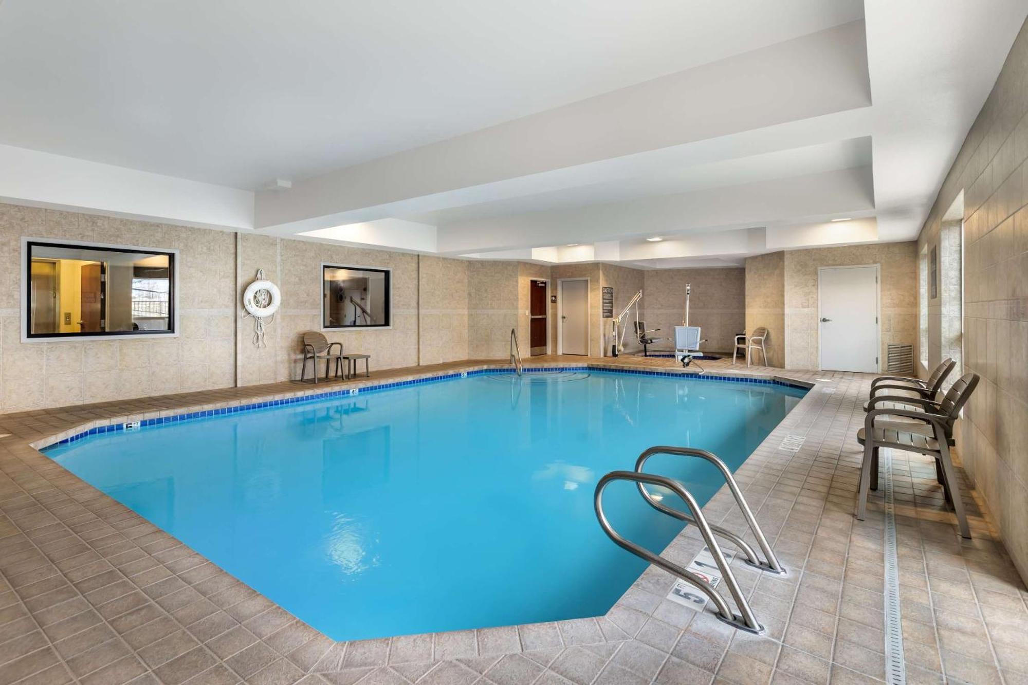 Comfort Suites Redmond Airport Eksteriør bilde