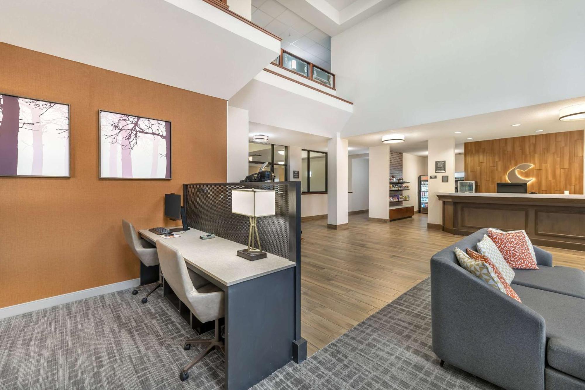 Comfort Suites Redmond Airport Eksteriør bilde